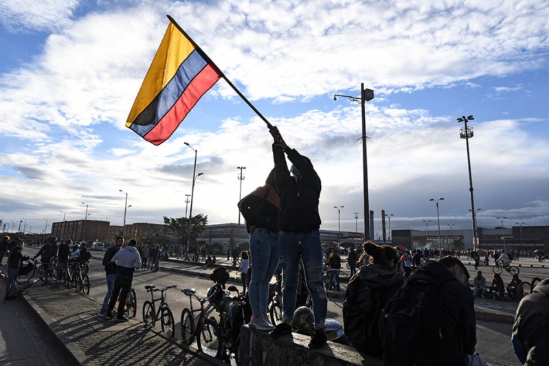 Colombia se levanta contra el neoliberalismo de guerra