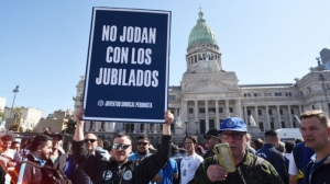 jubilados-olvidados-“trabajamos-o-no-comemos”